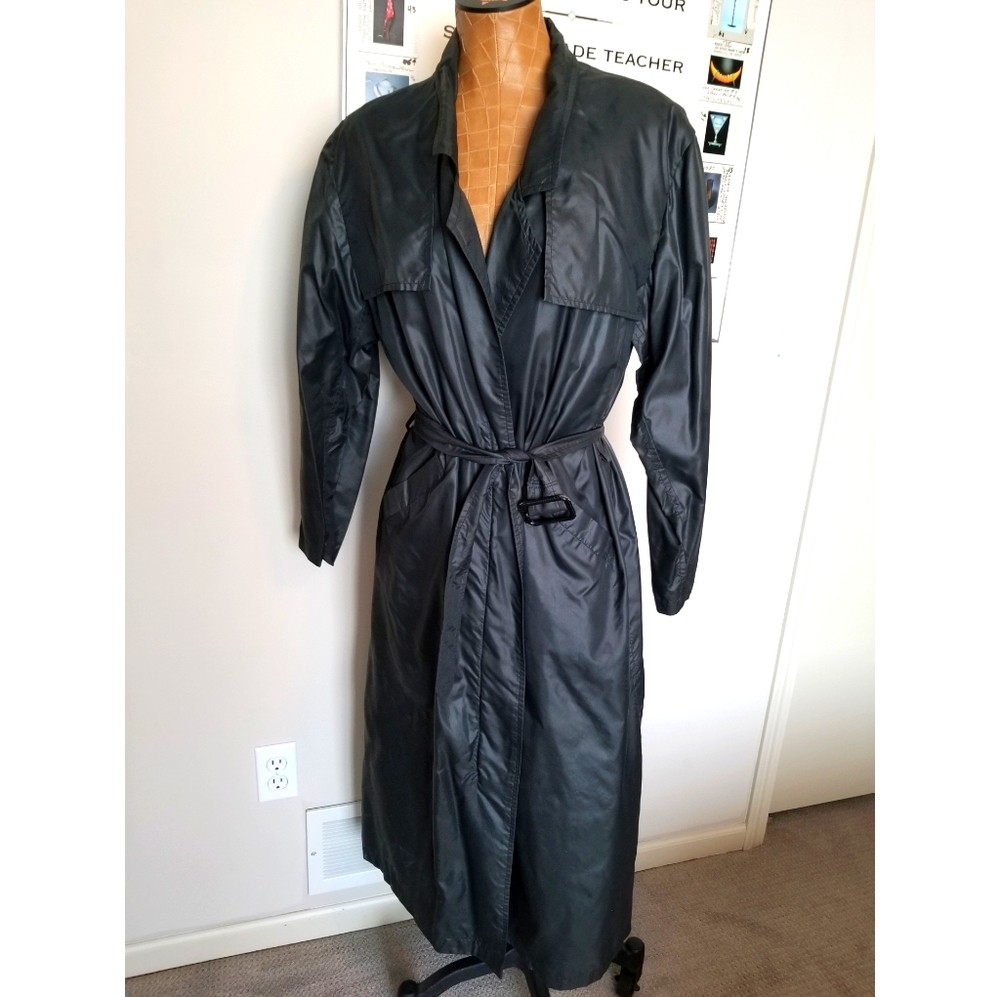 Coat Check Rainwear Trenchcoat